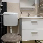 Old Town Center Apartment *