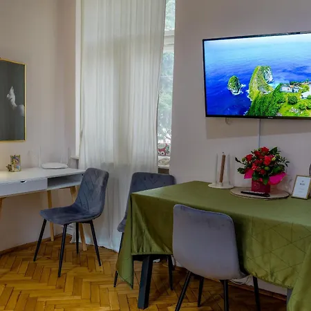 Apartment Old Town Center