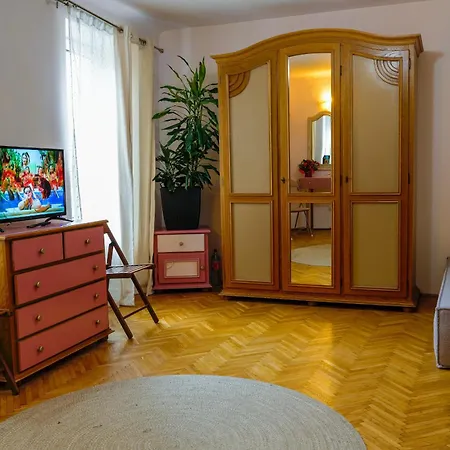 Apartment Old Town Center