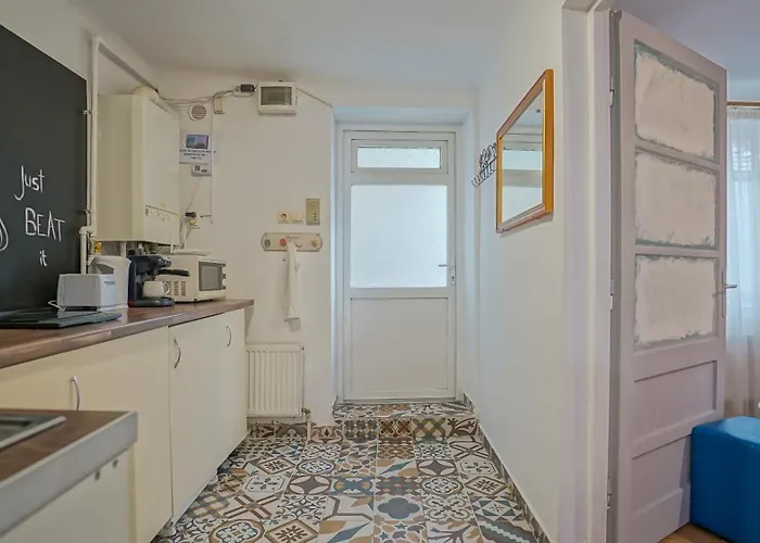 Old Town Center Apartment *